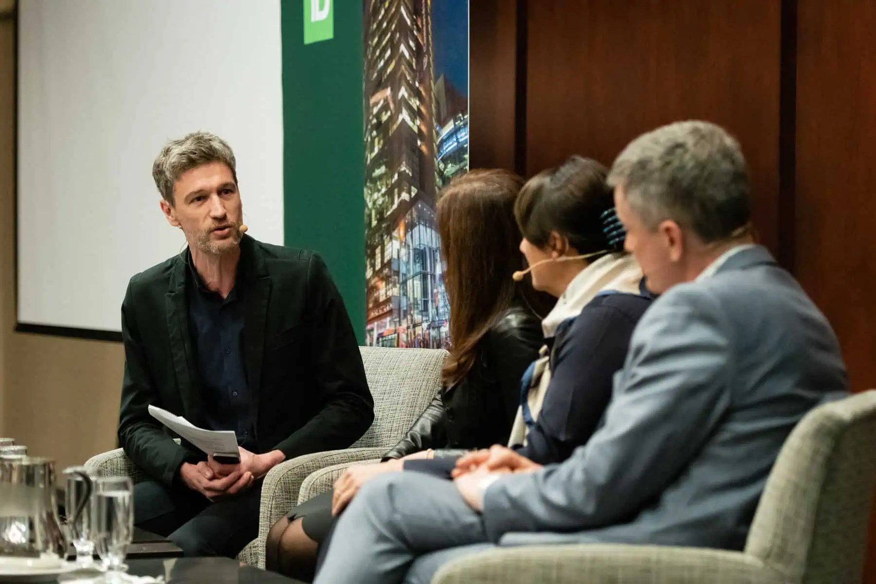 Panel à la Jeune chambre de commerce de Montréal avec notamment Sophie Brochu alors présidente d’Énergir